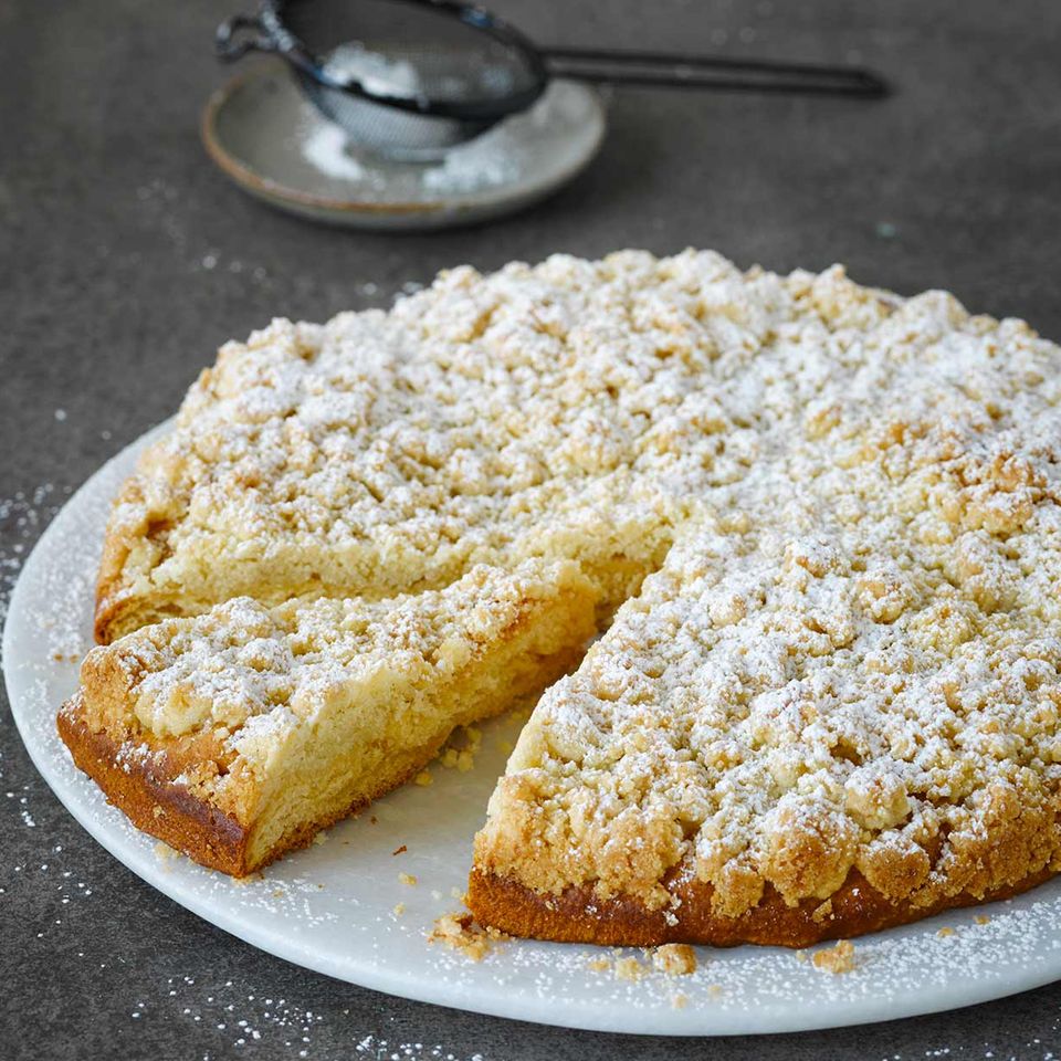 Versunkener Streuselkuchen mit Vanillepudding – Saftig, süß & unwiderstehlich! 🍰
